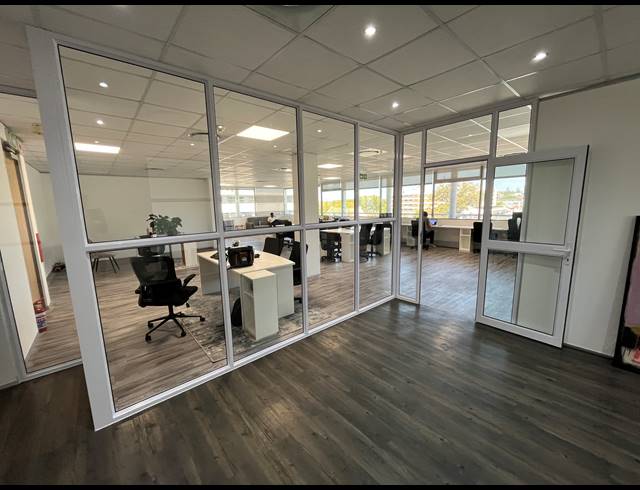 309M² OFFICE TO LET IN CLAREMONT